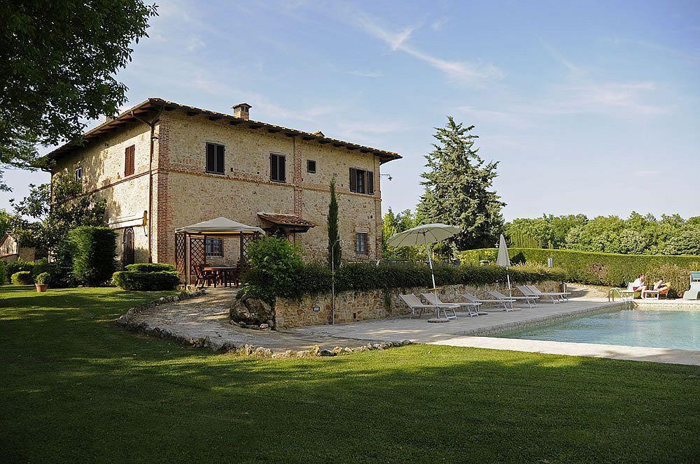 Il Colombaio, Siena -Appartamenti E Camere- Isola d'Arbia Eksteriør billede