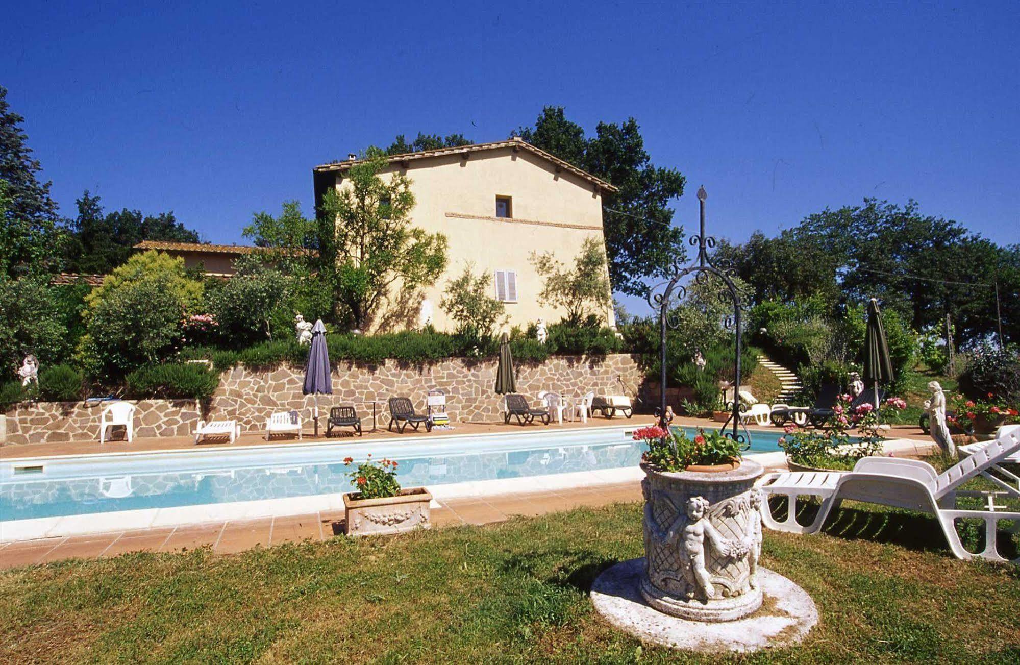 Il Colombaio, Siena -Appartamenti E Camere- Isola d'Arbia Eksteriør billede